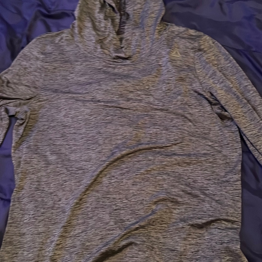 Small hoodie for running from Reebok
